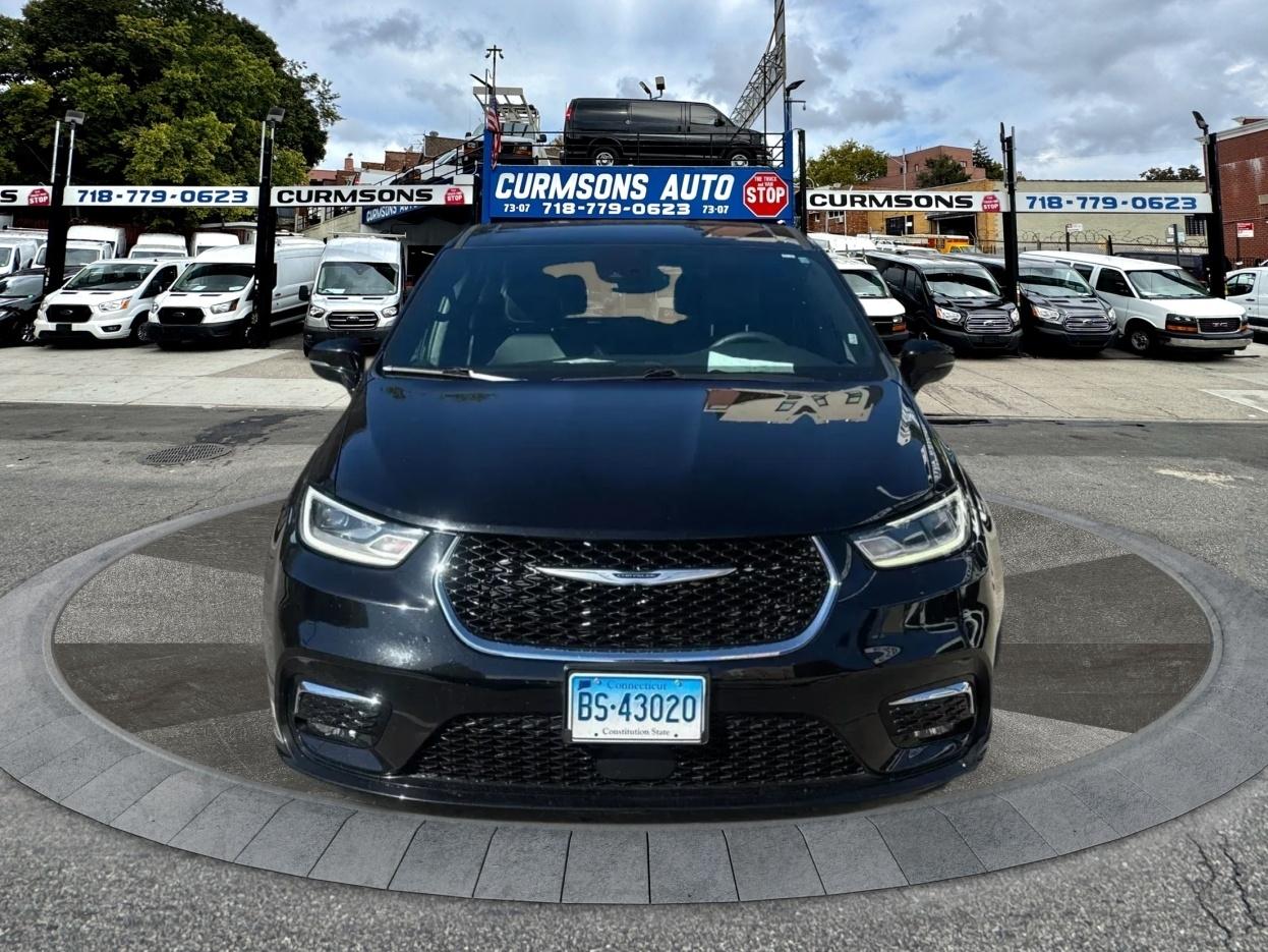 Chrysler Pacifica Select FWD 2025