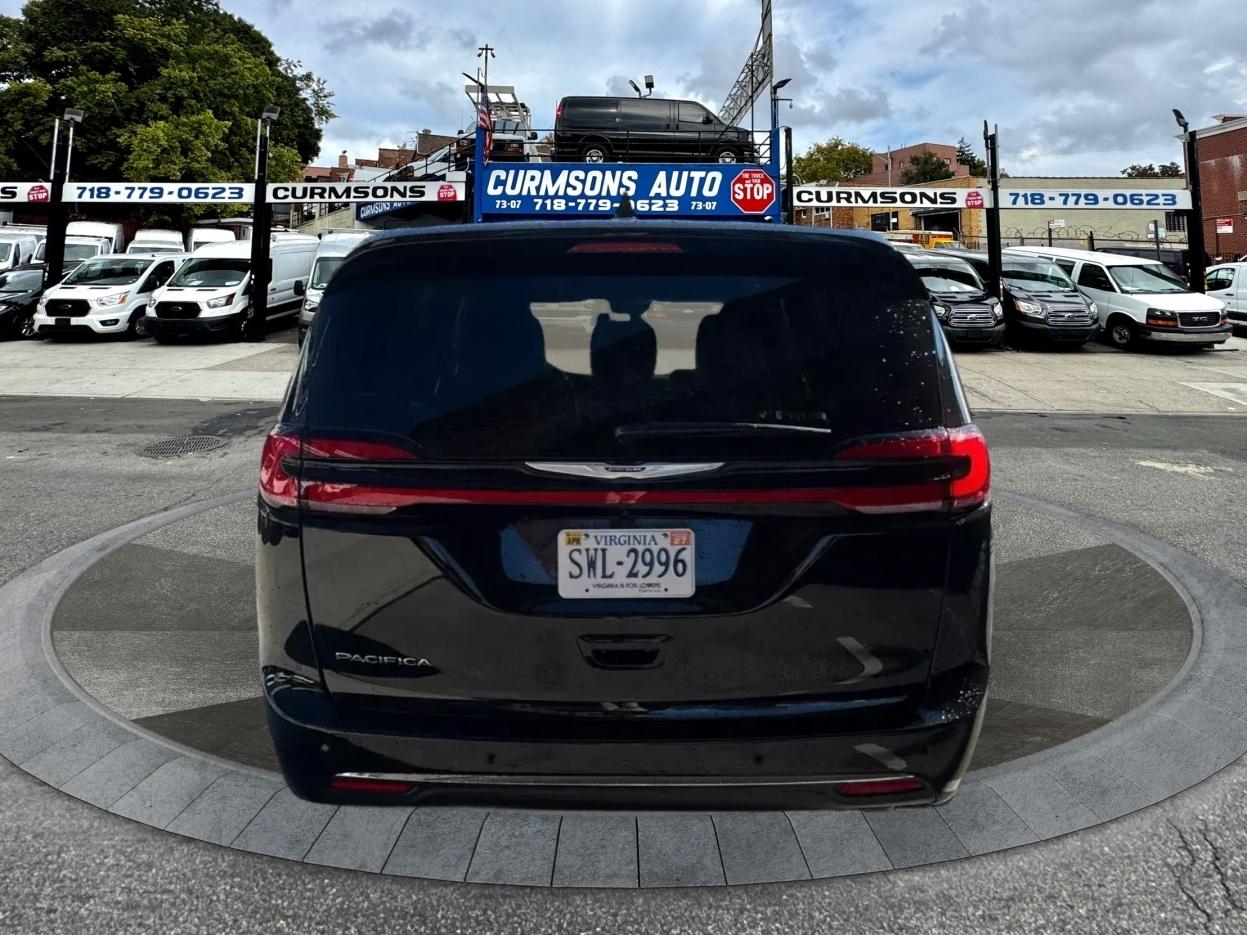 Chrysler Pacifica Select FWD 2026