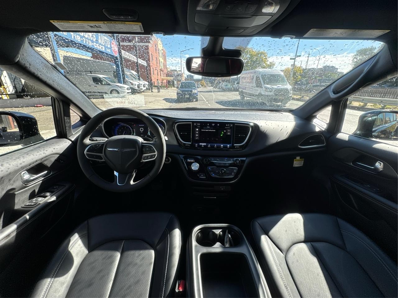 Chrysler Pacifica Select FWD 2026