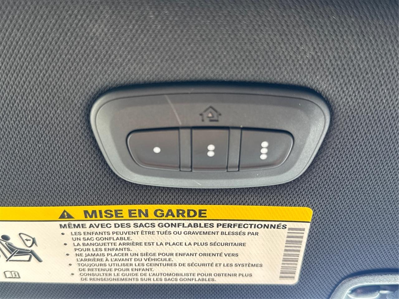 Chrysler Pacifica Select FWD 2026
