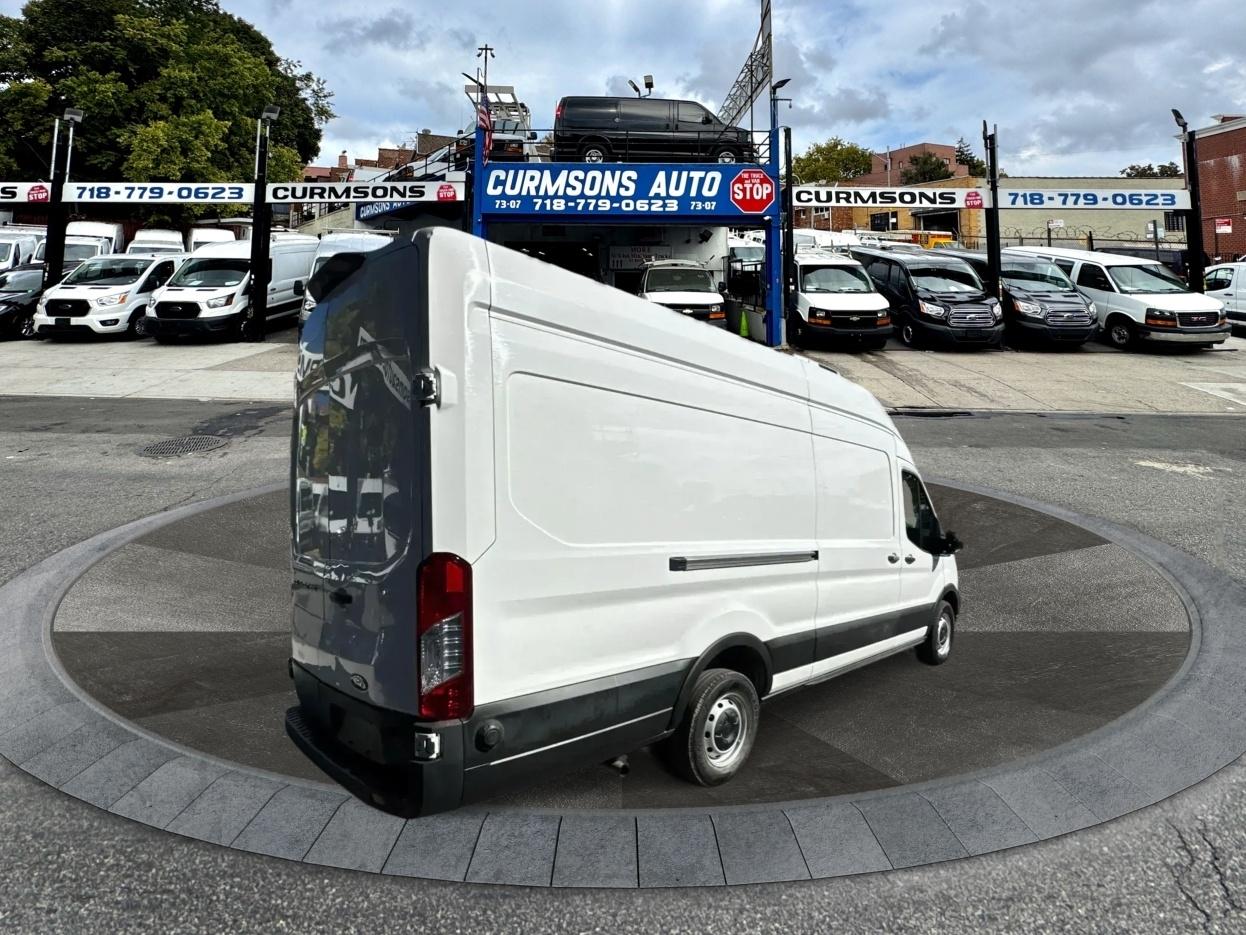 Ford Transit Cargo Van T-250 148" EL Hi Rf 9070 GVWR RWD 2024