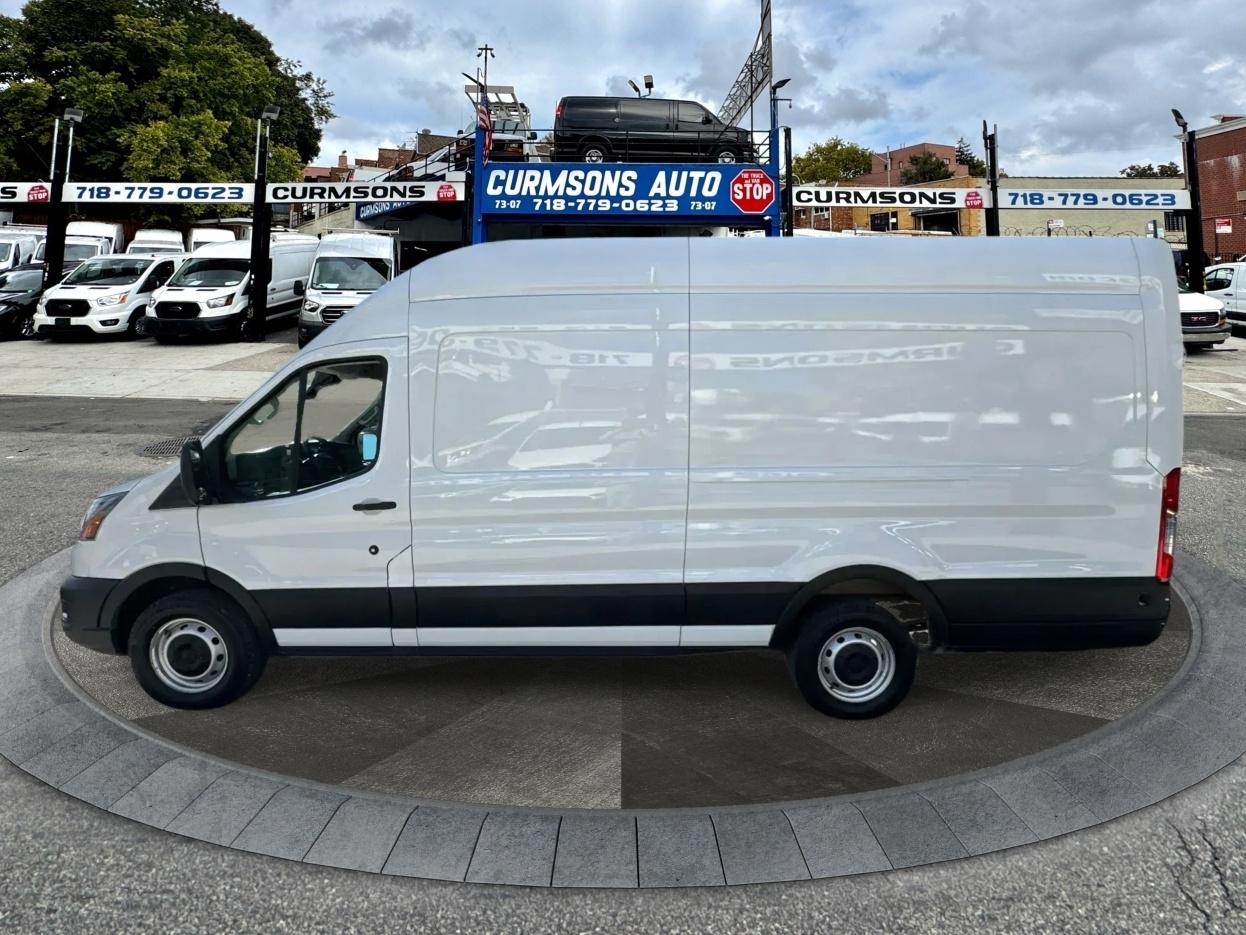 Ford Transit Cargo Van T-250 148" EL Hi Rf 9070 GVWR RWD 2024