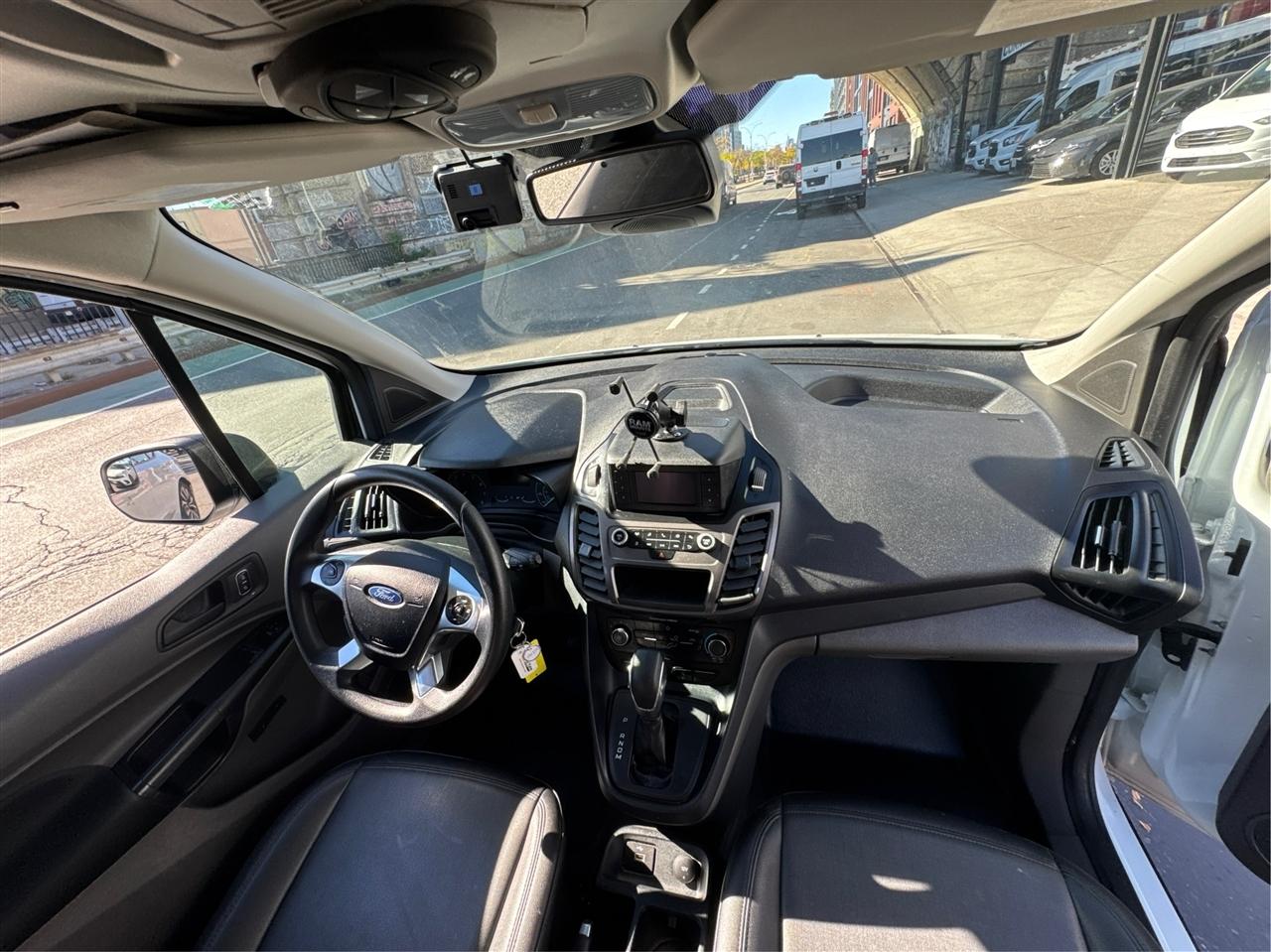 Ford Transit Connect Van XL LWB w/Rear Symmetrical Doors 2022