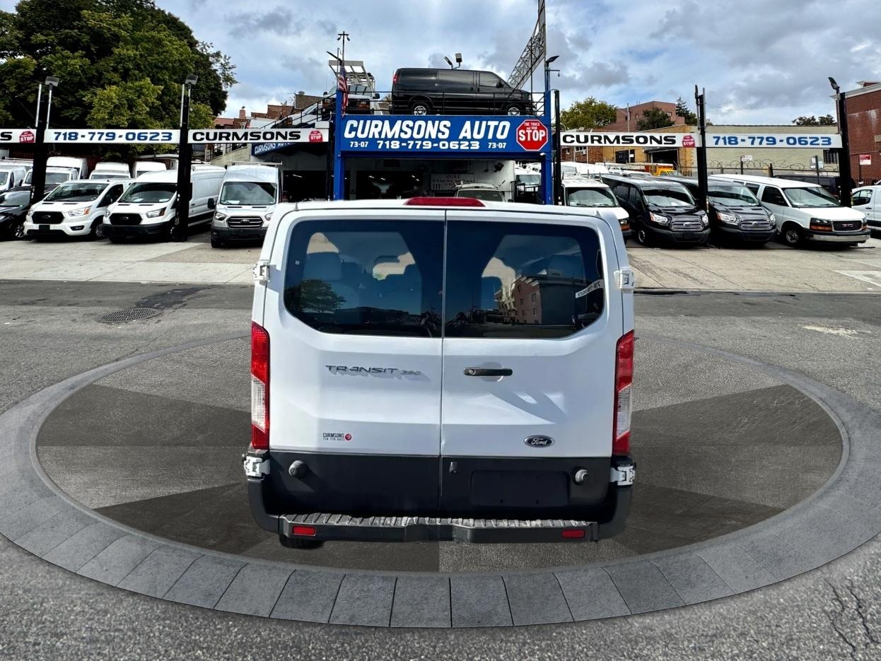Ford Transit Passenger Wagon T-350 148" Low Roof XLT Sliding RH Dr 2018