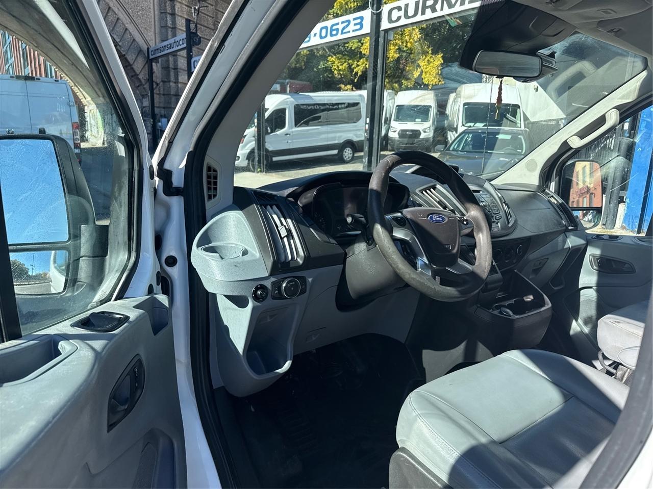 Ford Transit Passenger Wagon T-350 148" Low Roof XLT Sliding RH Dr 2018