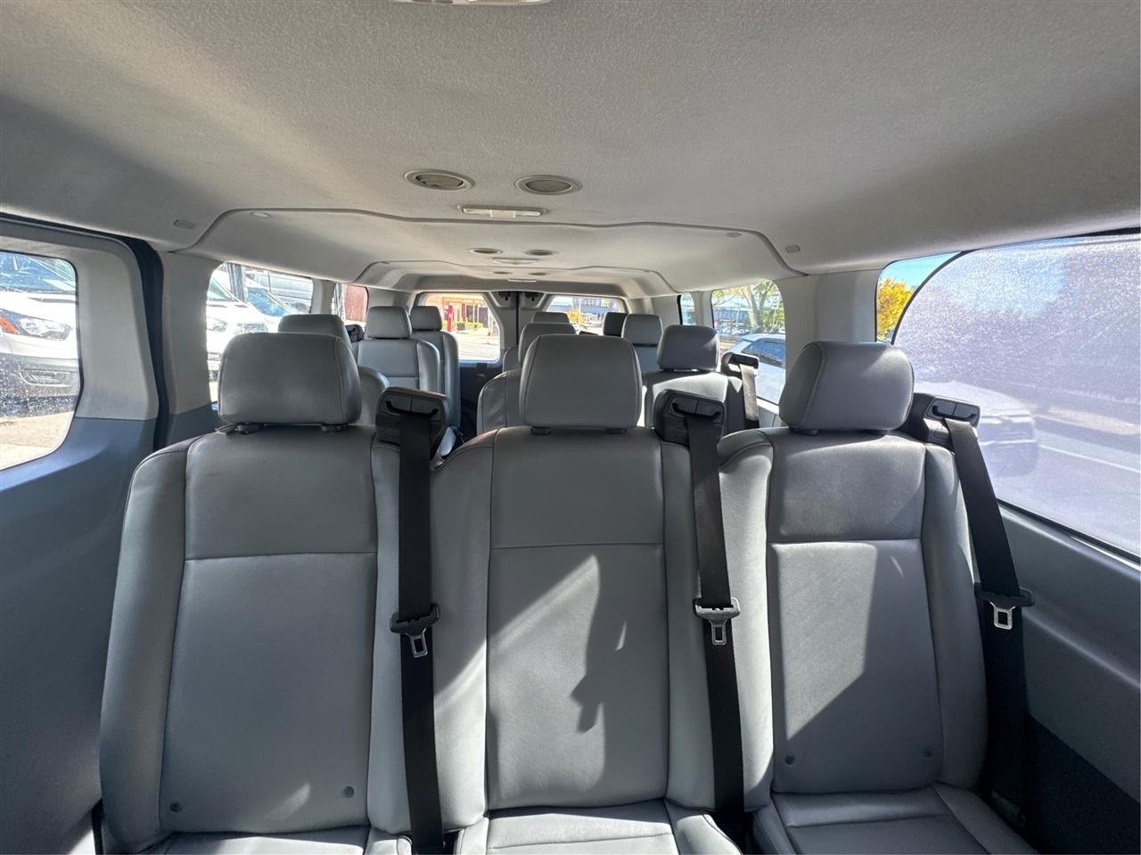 Ford Transit Passenger Wagon T-350 148" Low Roof XLT Sliding RH Dr 2018