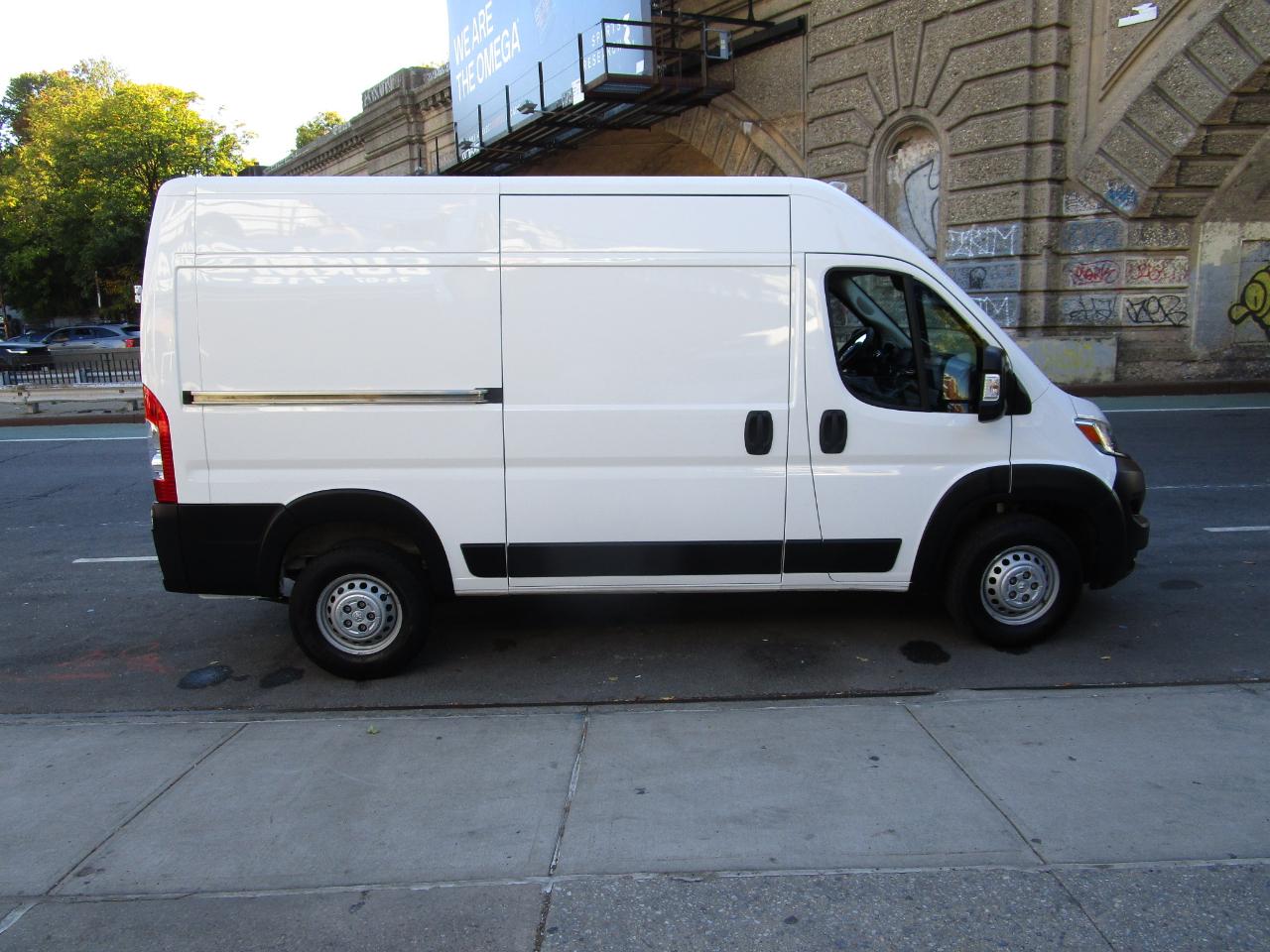 RAM ProMaster Cargo Van Tradesman 2500 High Roof 136" WB w/Pass Seat 2025