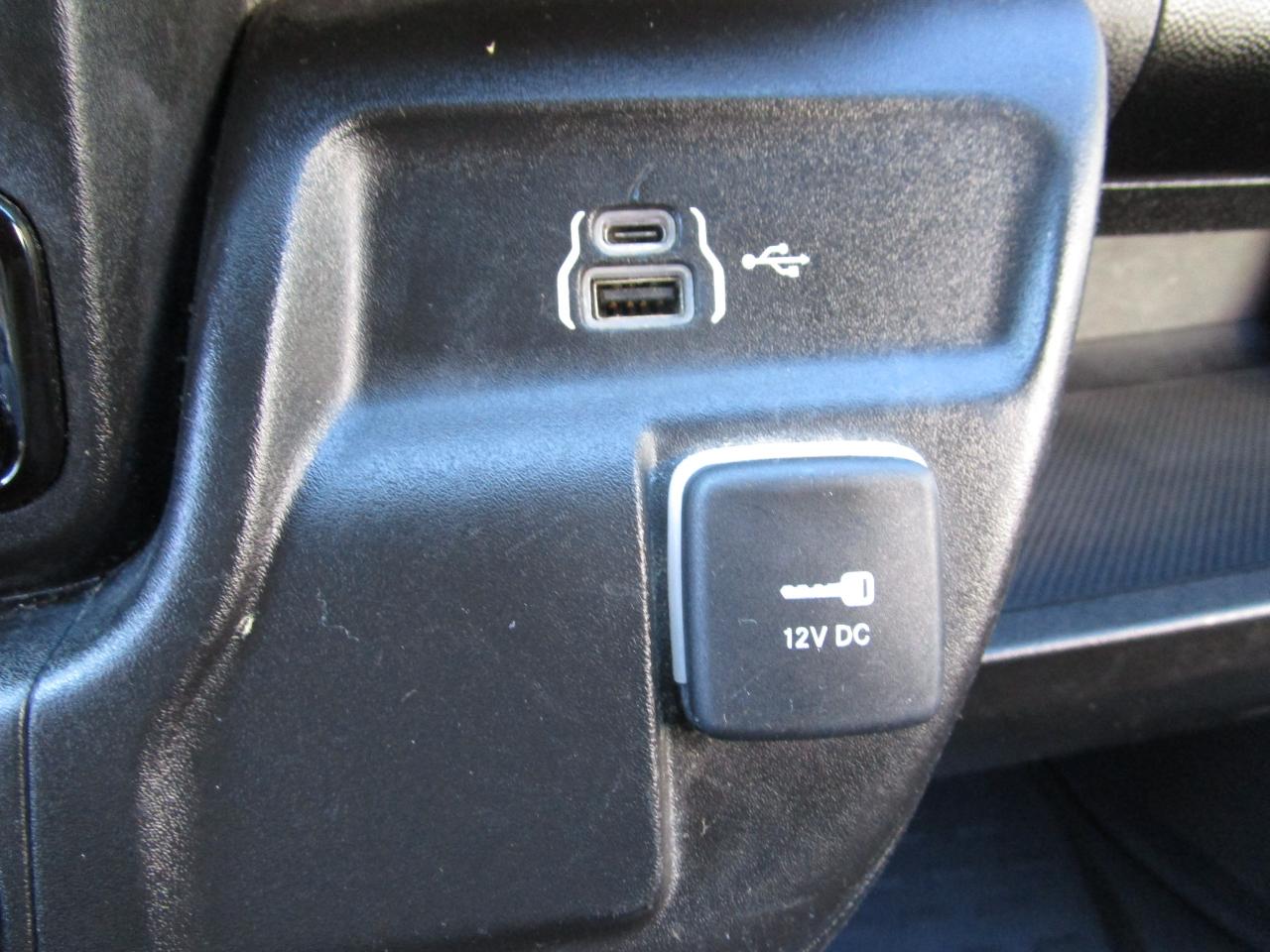 RAM ProMaster Cargo Van Tradesman 2500 High Roof 136" WB w/Pass Seat 2025