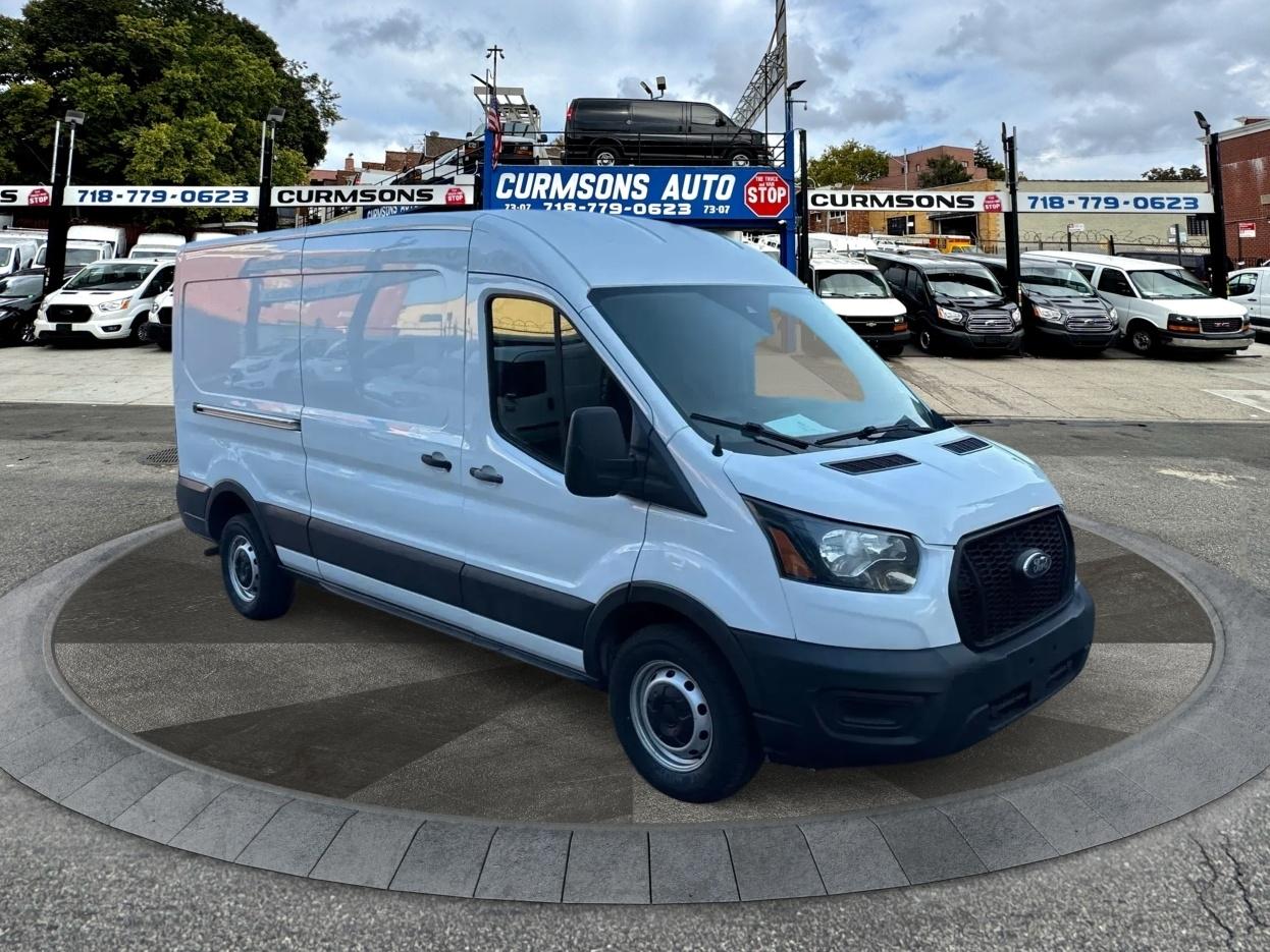 2022 Ford Transit Cargo Van T-150 130" Med Rf 8670 GVWR RWD