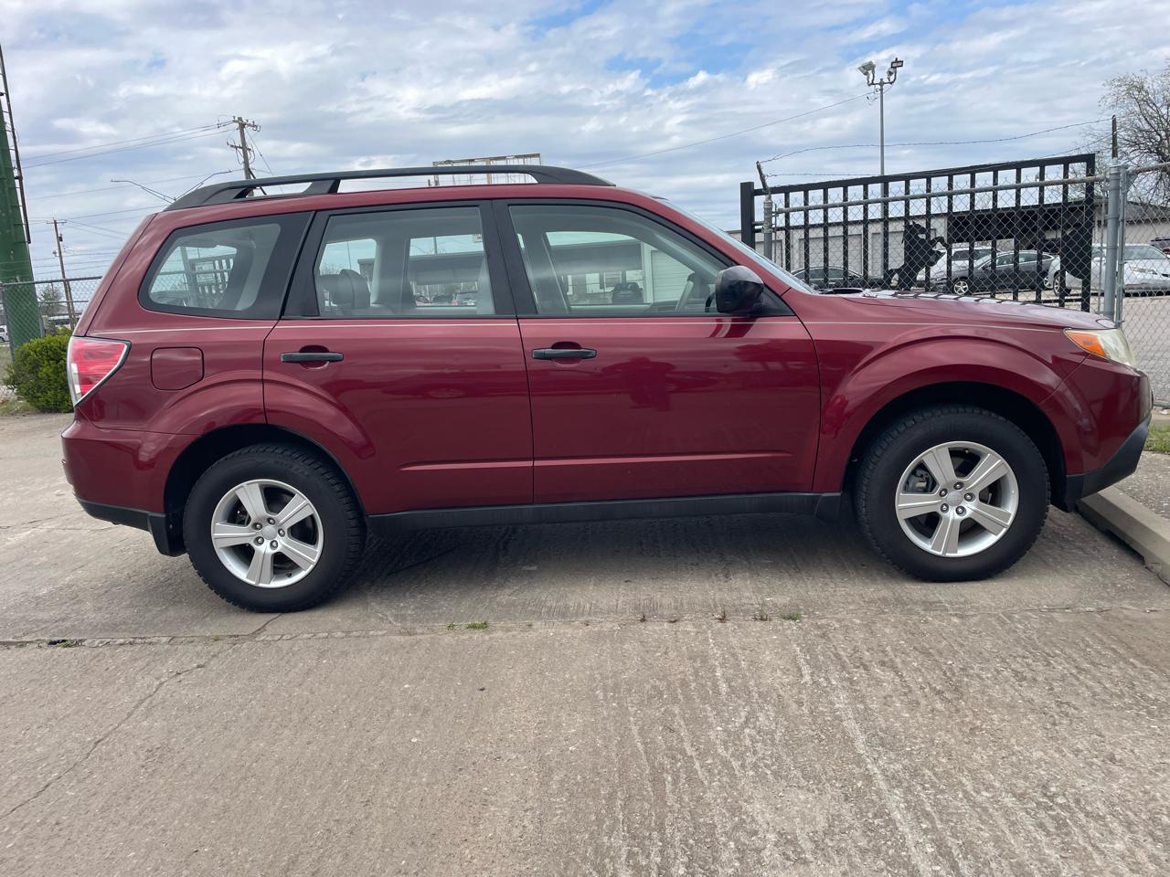 Subaru Forester 2.5X 2013