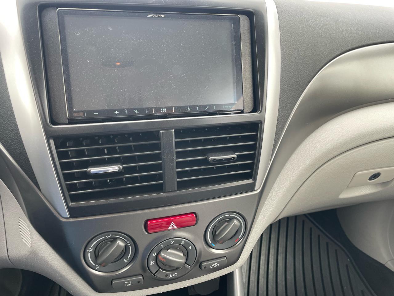 Subaru Forester 2.5X 2013