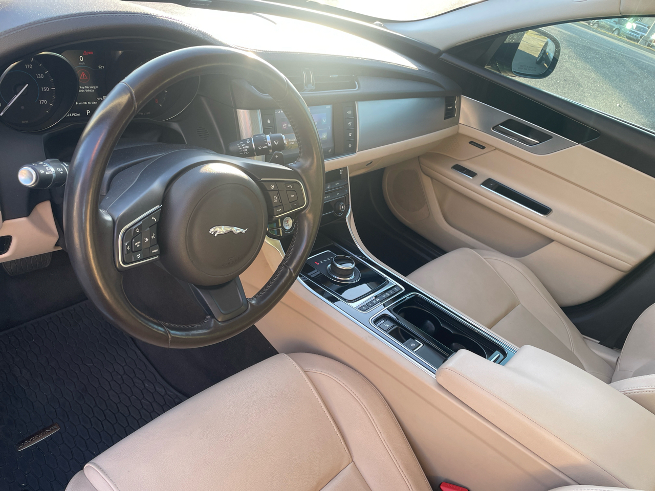 Jaguar XF-Series 35t Premium 2017