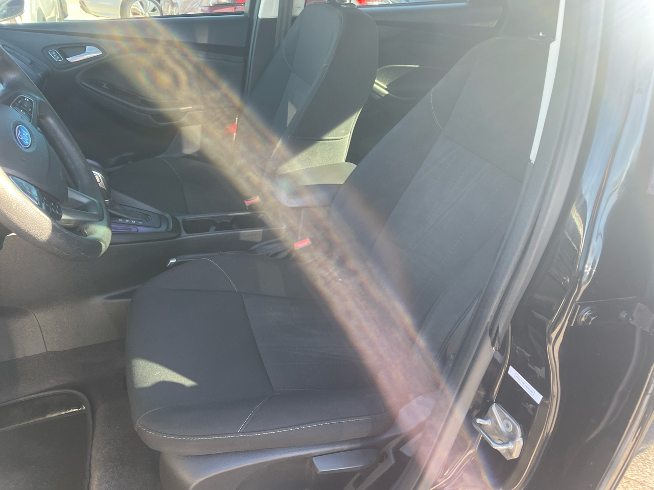 Ford Focus SE Sedan 2018