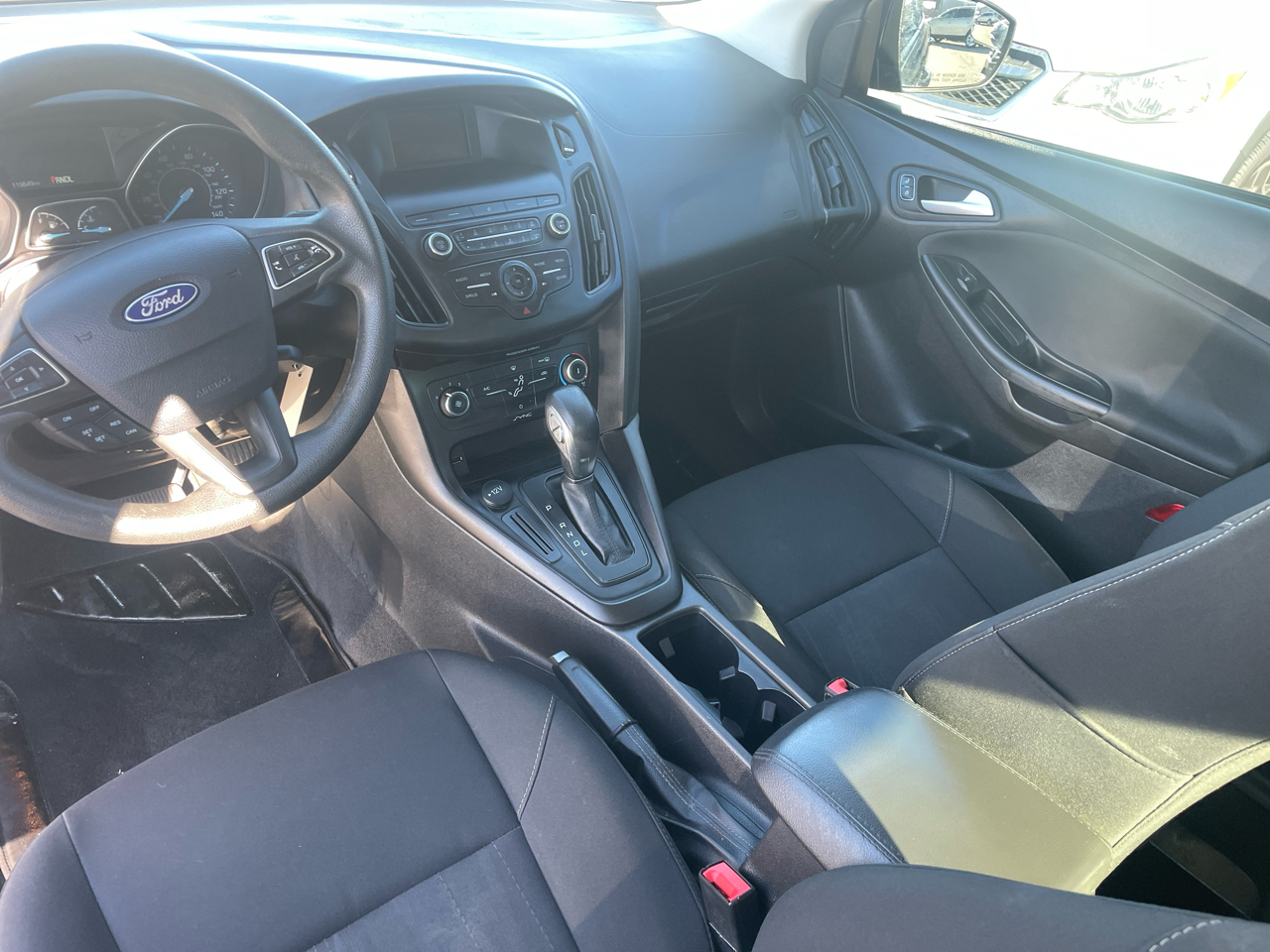 Ford Focus SE Sedan 2018