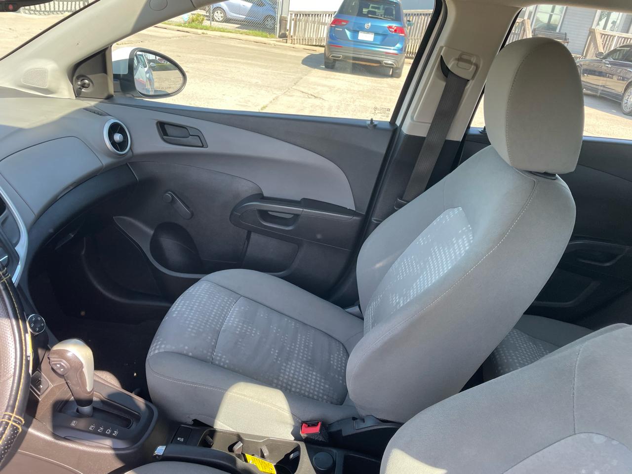 Chevrolet Sonic FL Auto Hatchback 2017