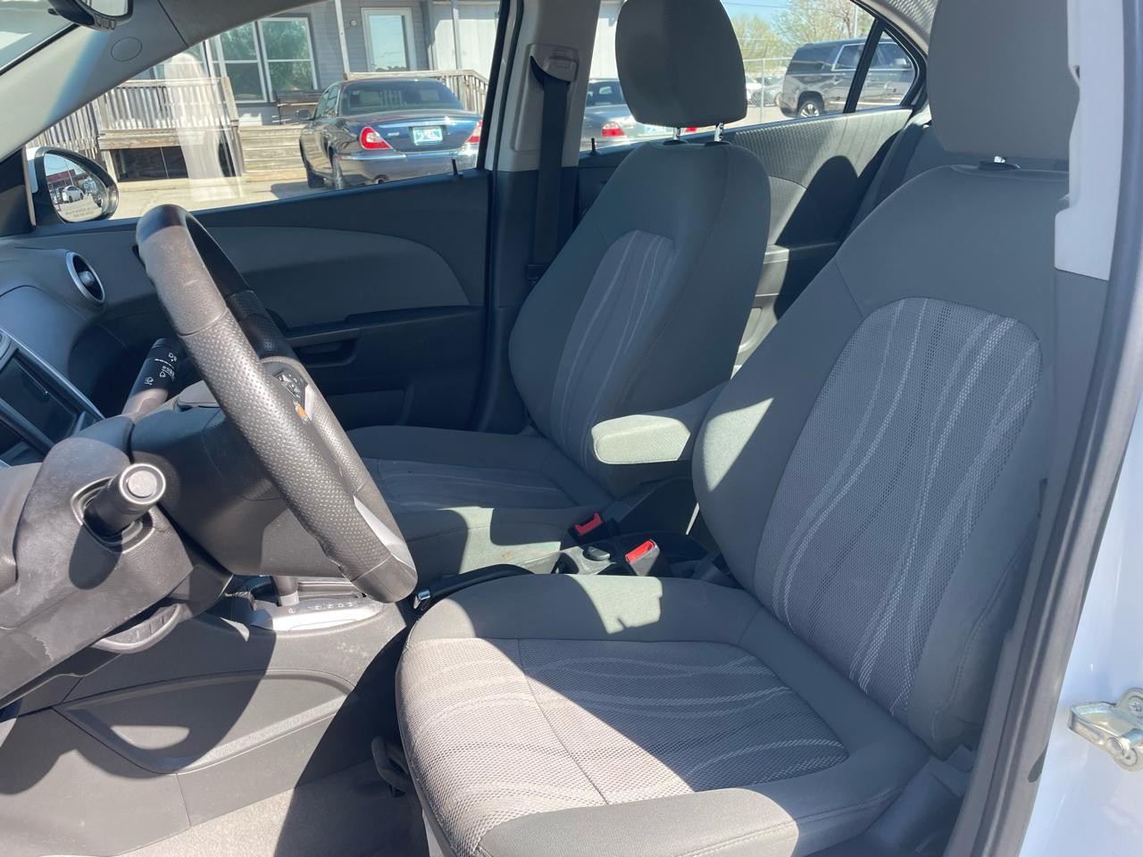 Chevrolet Sonic LT Auto Sedan 2018