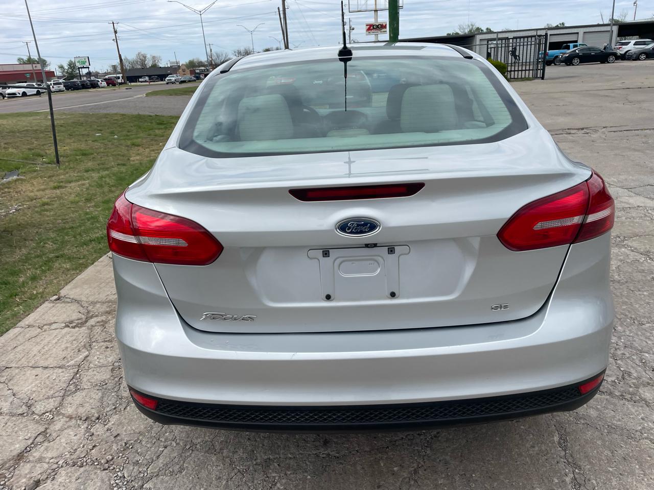 Ford Focus SE Sedan 2018