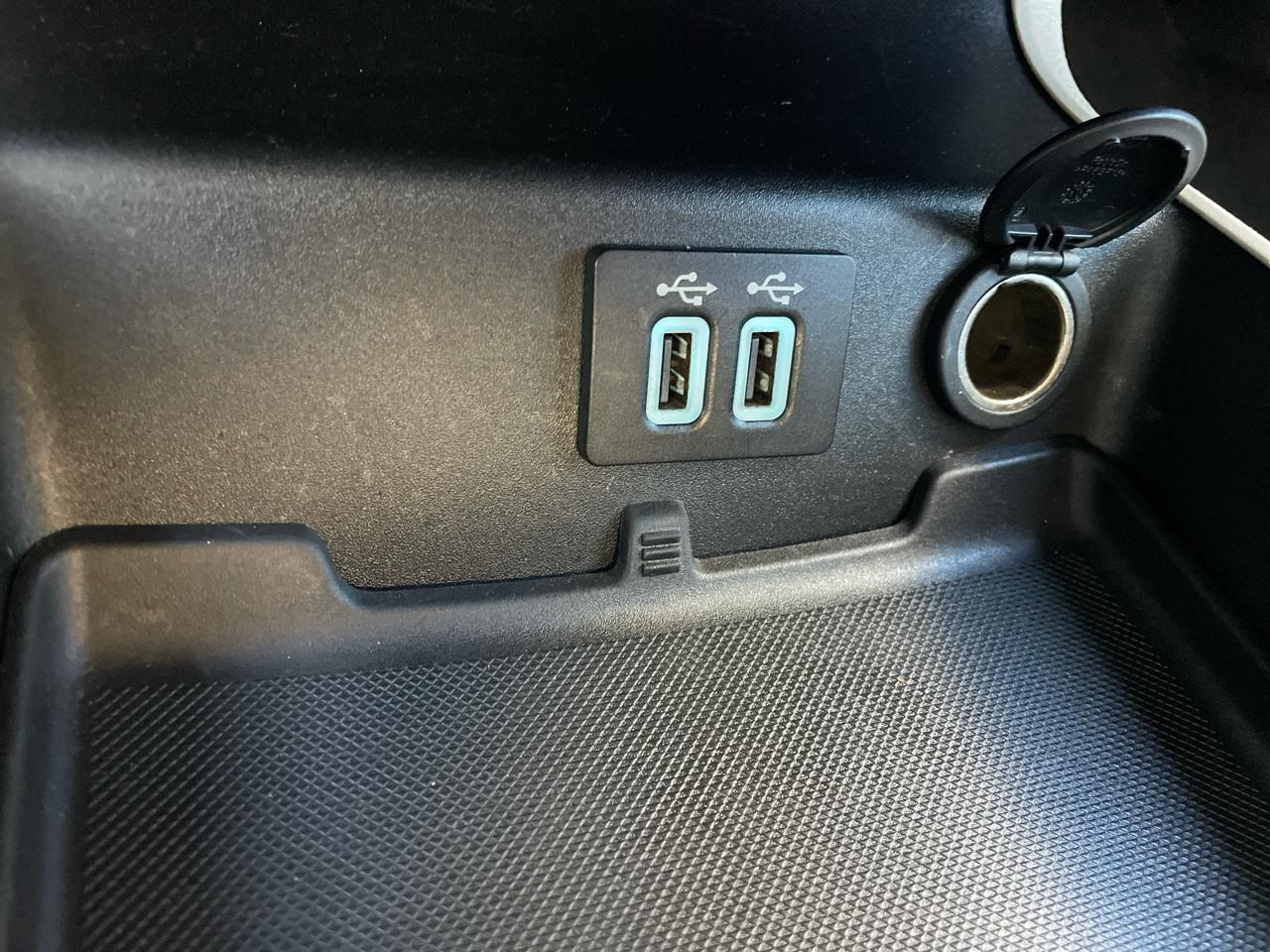 Ford Fusion Hybrid SE 2019