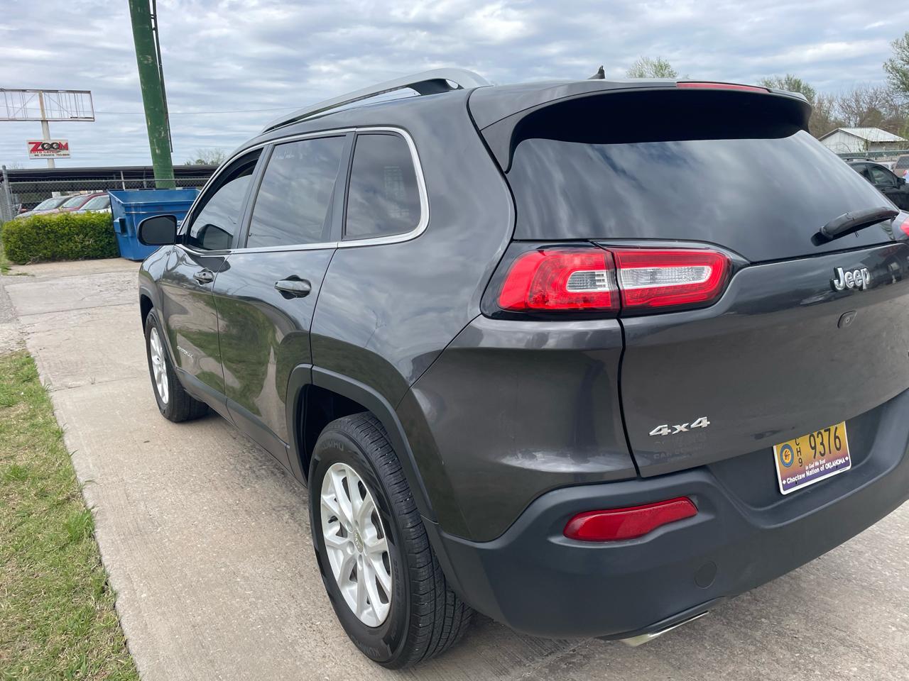 Jeep Cherokee Latitude 4WD 2016