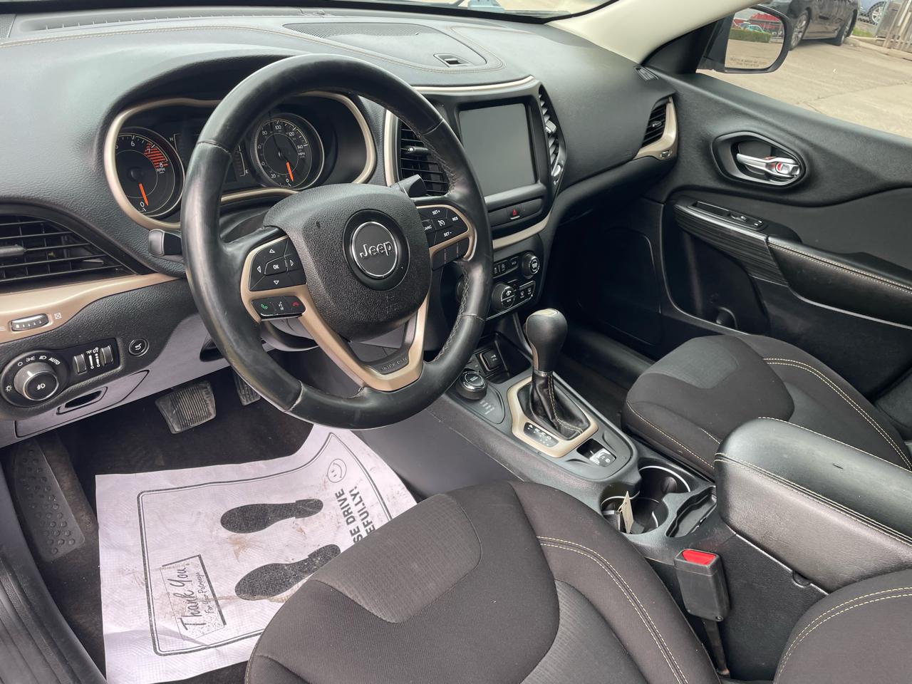 Jeep Cherokee Latitude 4WD 2016