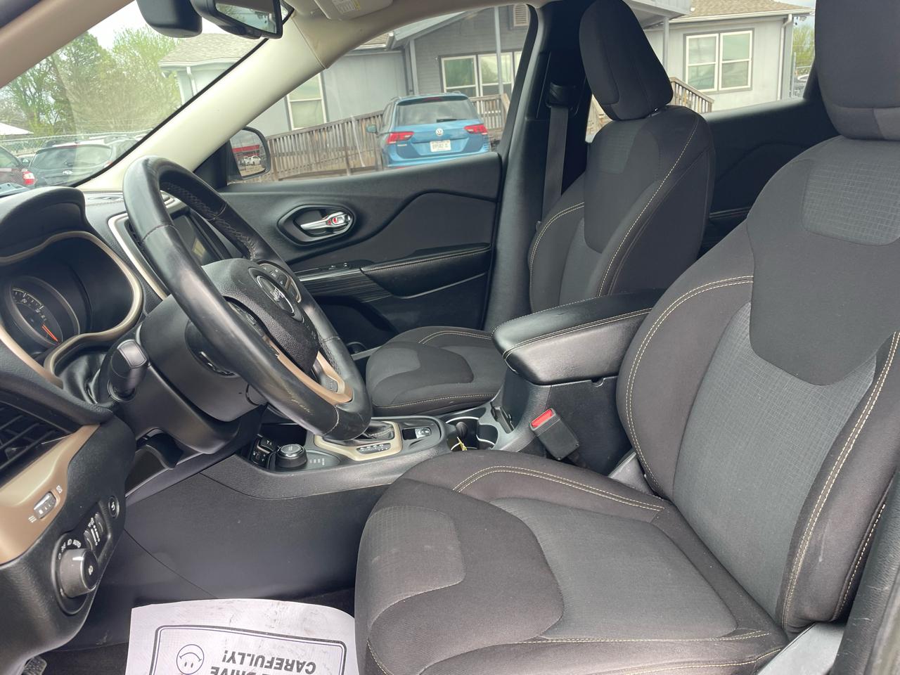 Jeep Cherokee Latitude 4WD 2016