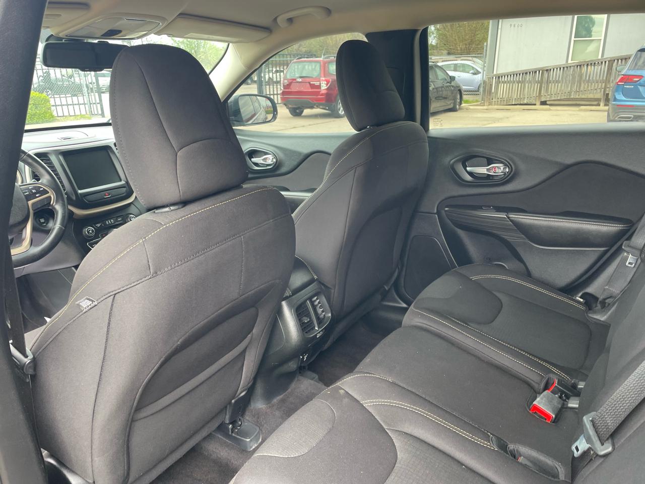 Jeep Cherokee Latitude 4WD 2016