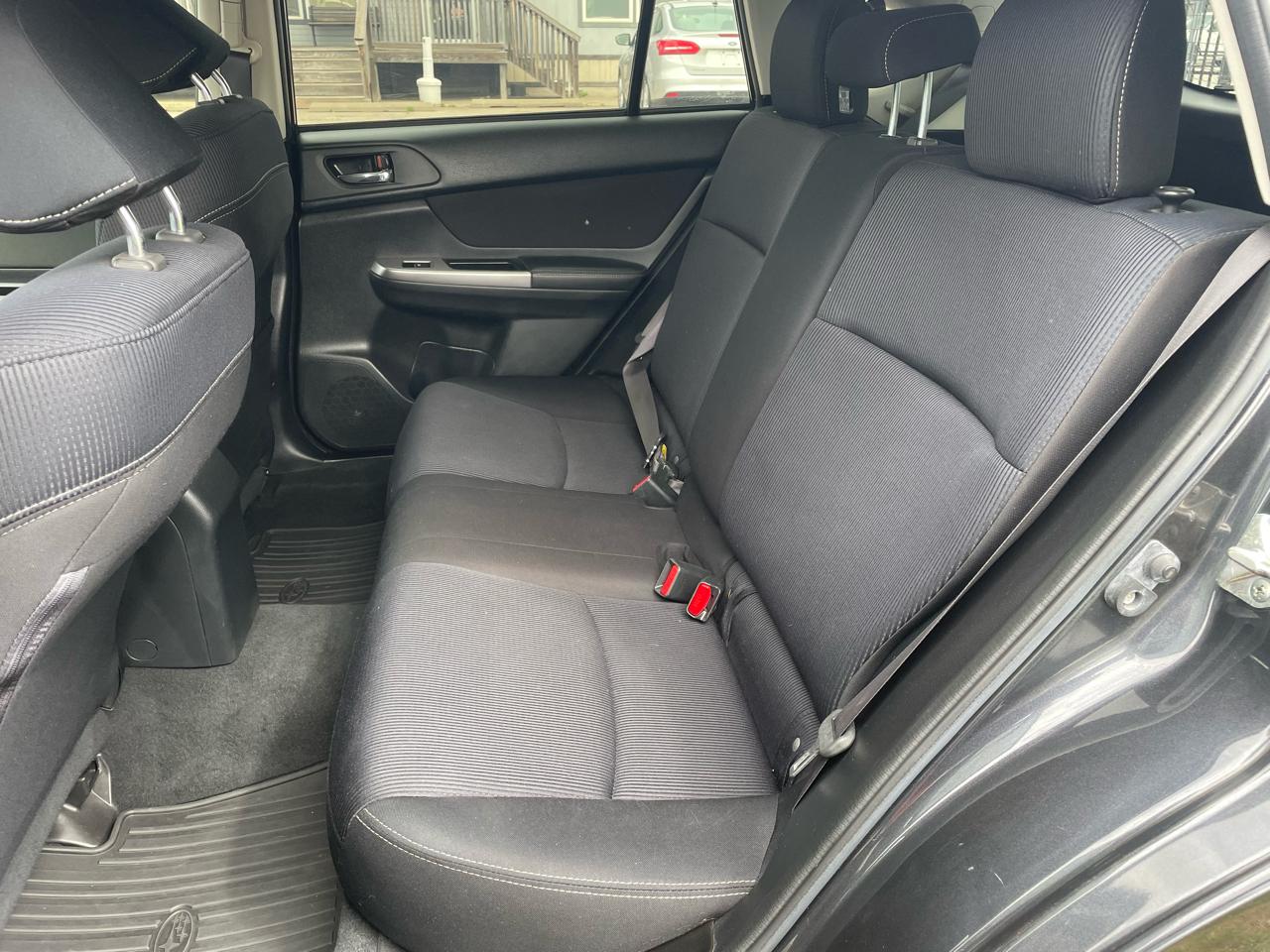 Subaru Impreza 2.0i Sport Limited PZEV 5-Door 2016