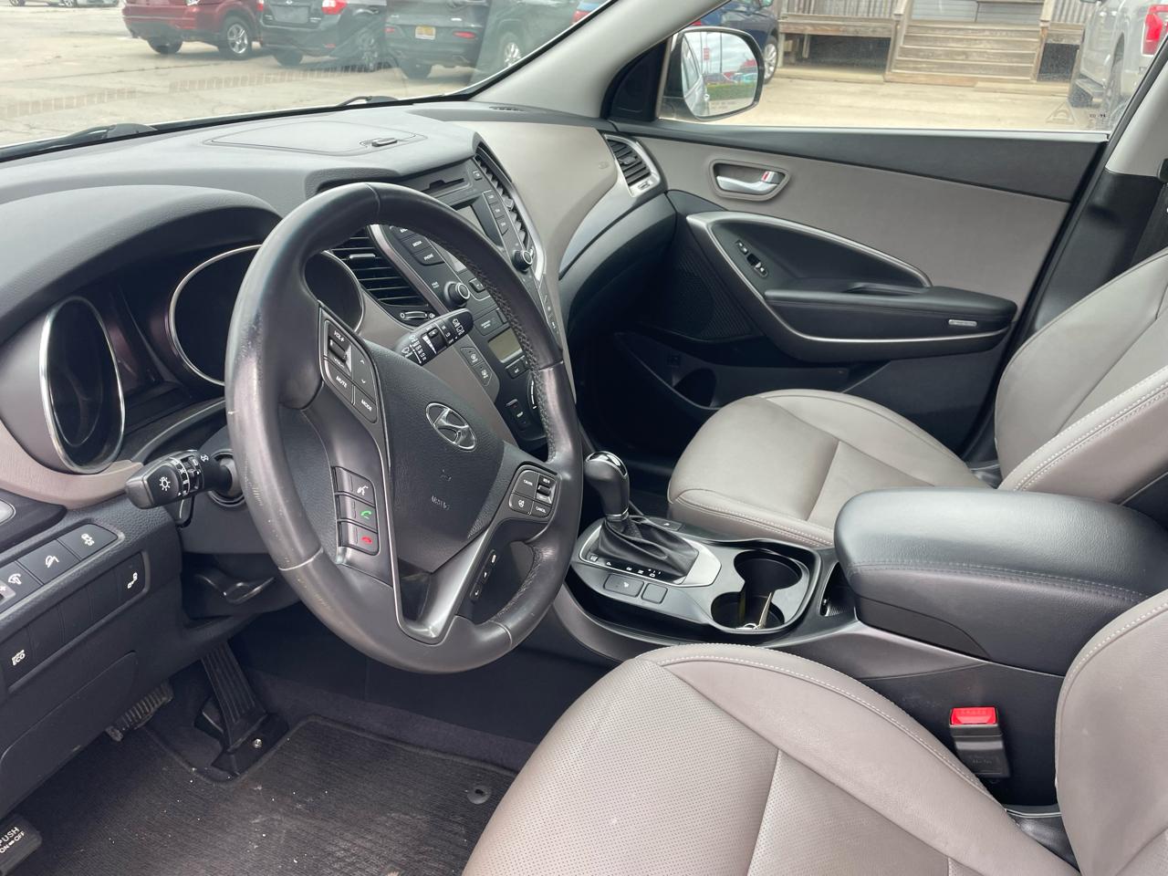 Hyundai Santa Fe Limited FWD 2016