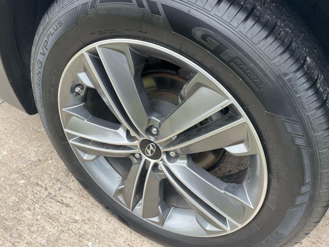 Hyundai Santa Fe Limited FWD 2016