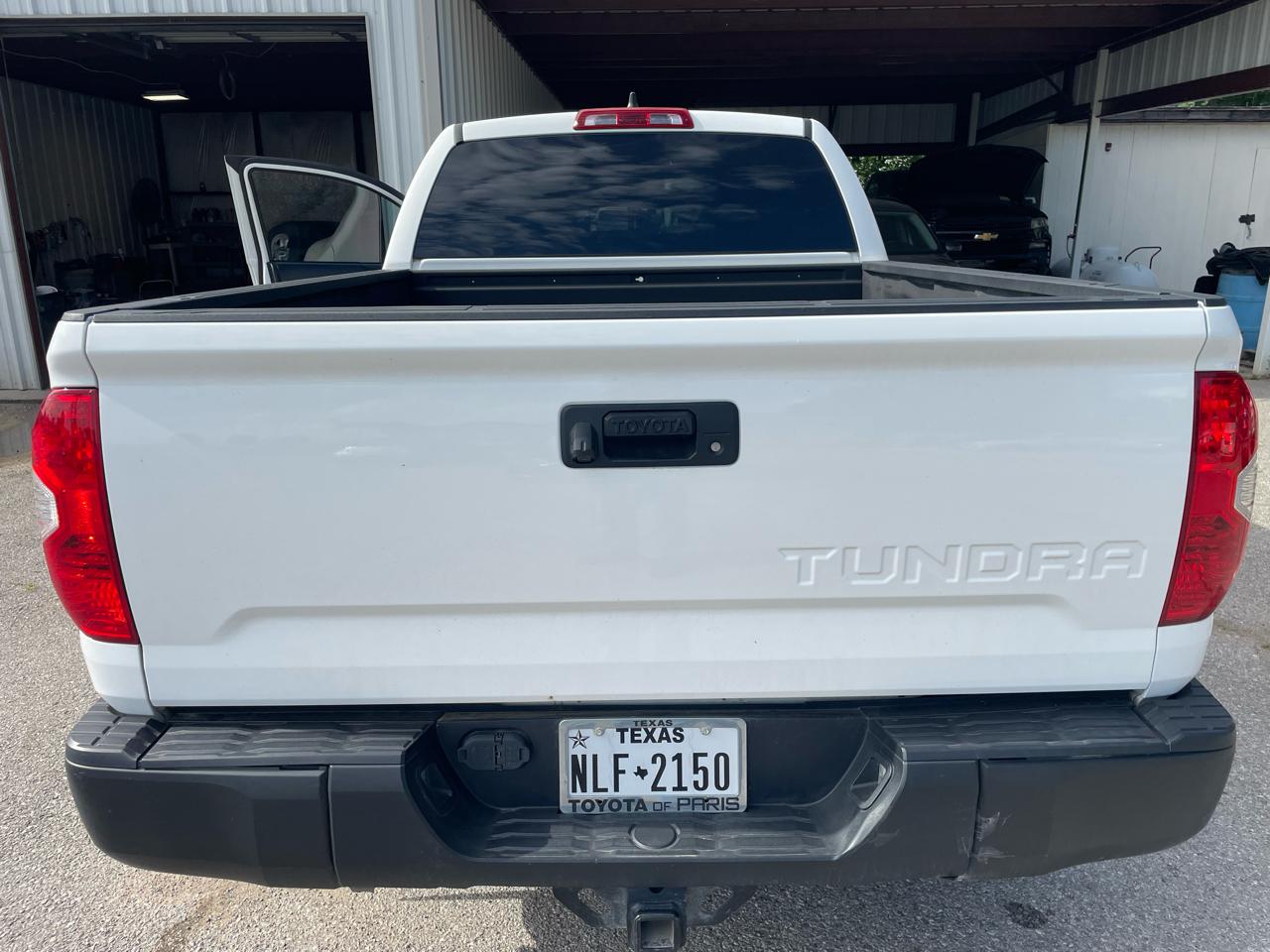 Toyota Tundra SR5 5.7L V8 Double Cab 2WD 2020