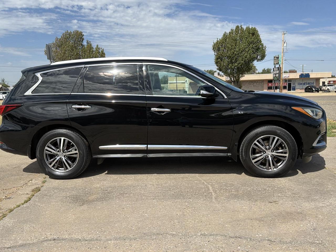 Infiniti QX60 Base FWD 2016
