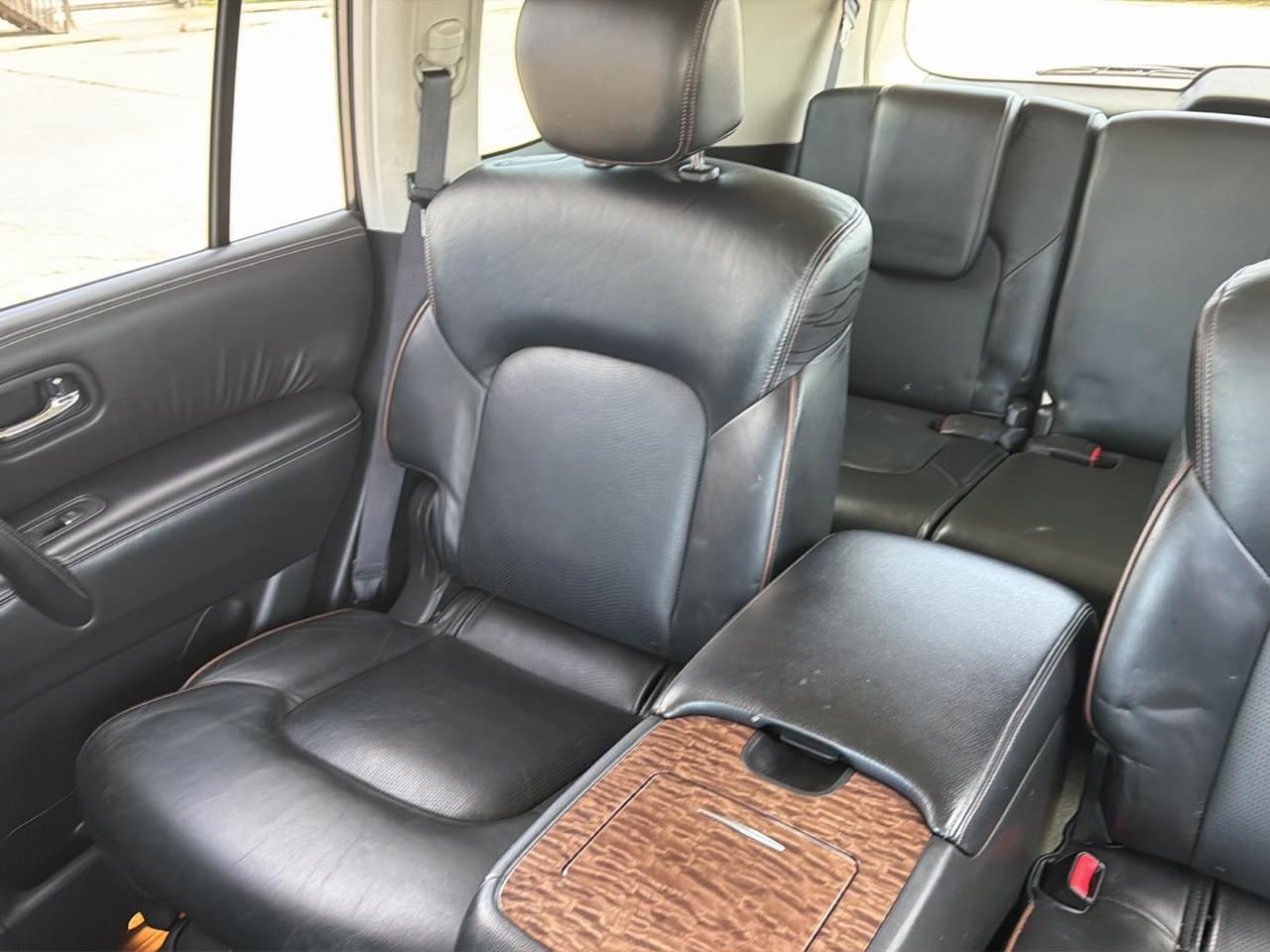 Nissan Armada Platinum 2WD 2017