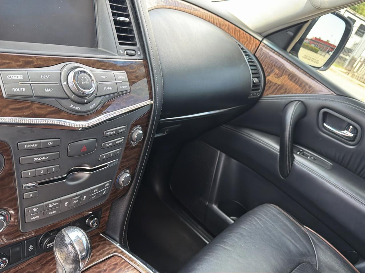 Nissan Armada Platinum 2WD 2017