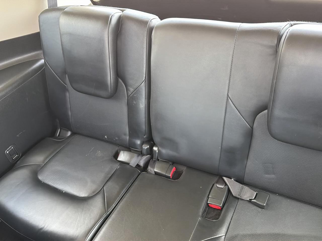 Nissan Armada Platinum 2WD 2017