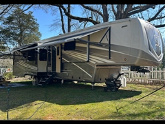 2023 DRV Luxury Suites Mobile Suite 