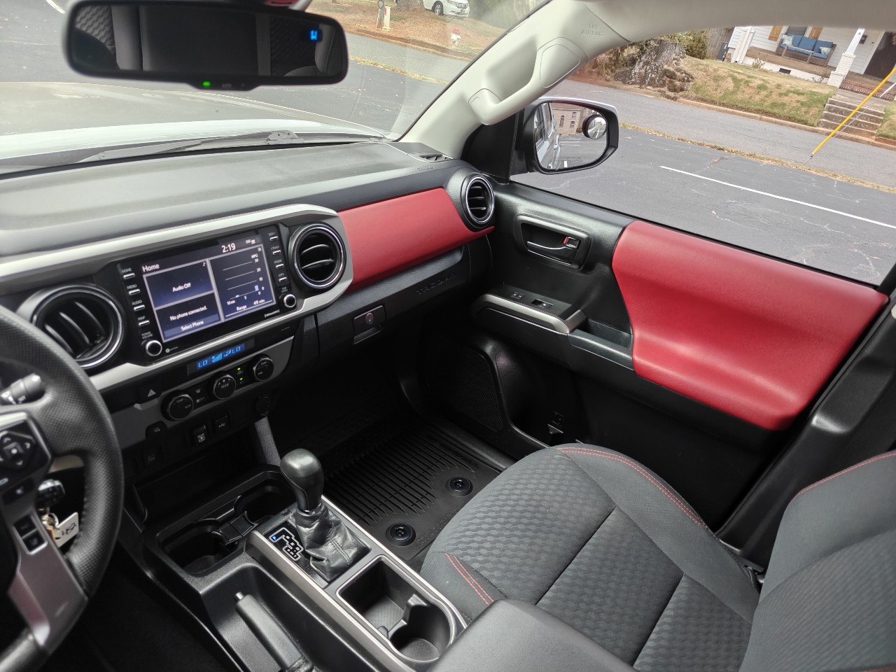 2021 Toyota Tacoma SR5 photo 12