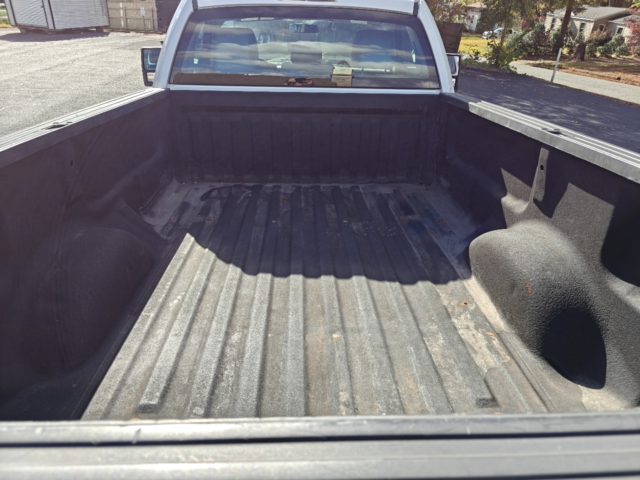 Ford F-150 2WD Reg Cab 122.5" XL 2013 Ford F-150 2WD Reg Cab 122.5" XL 2013