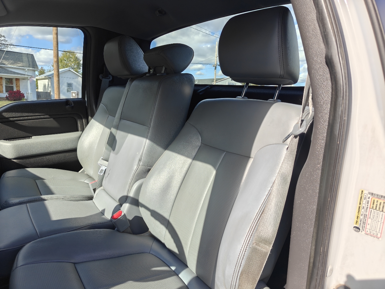 Ford F-150 2WD Reg Cab 122.5" XL 2013 Ford F-150 2WD Reg Cab 122.5" XL 2013