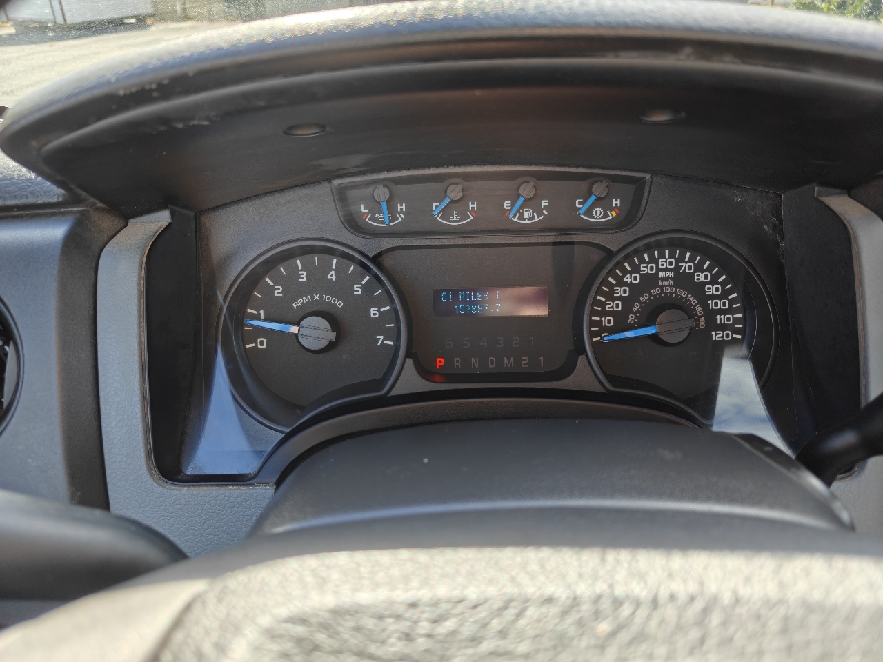 Ford F-150 2WD Reg Cab 122.5" XL 2013 Ford F-150 2WD Reg Cab 122.5" XL 2013