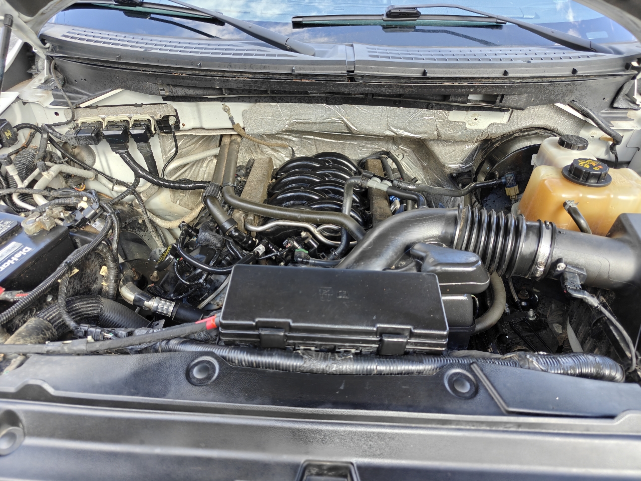 Ford F-150 2WD Reg Cab 122.5" XL 2013 Ford F-150 2WD Reg Cab 122.5" XL 2013