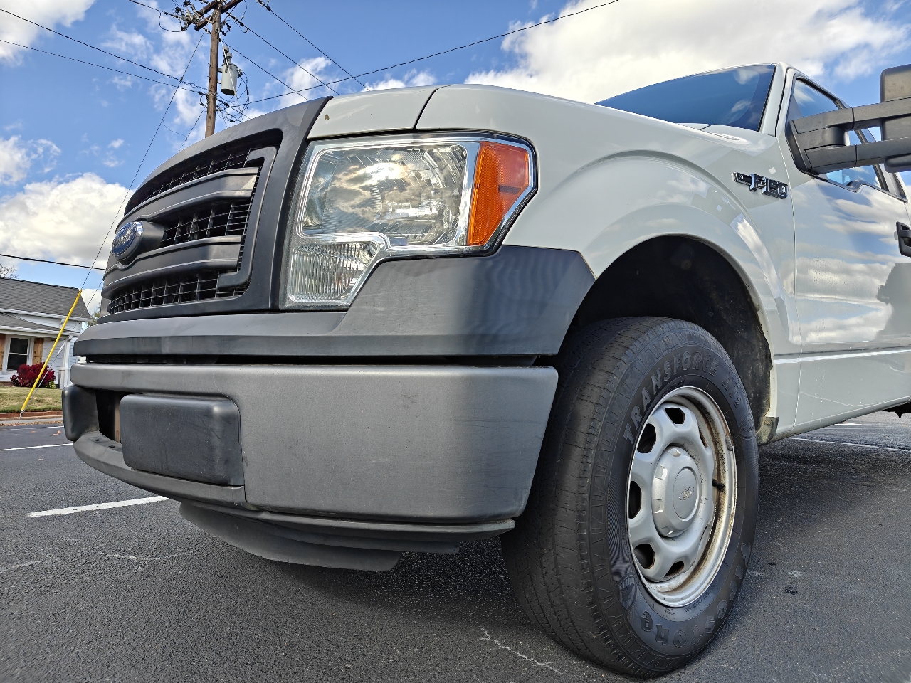 Ford F-150 2WD Reg Cab 122.5" XL 2013 Ford F-150 2WD Reg Cab 122.5" XL 2013