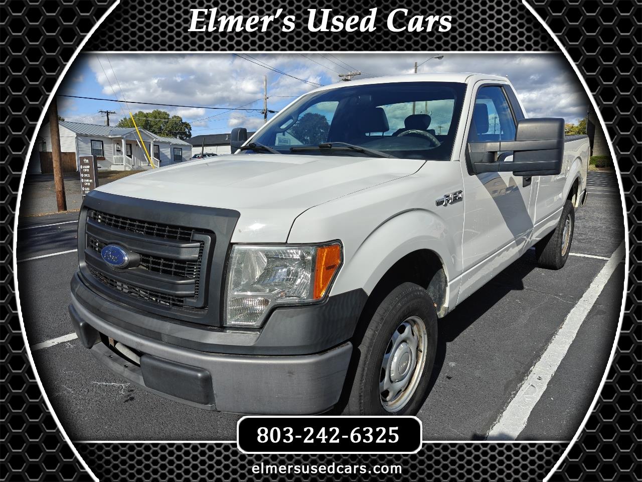 2013 Ford F-150 2WD Reg Cab 122.5" XL