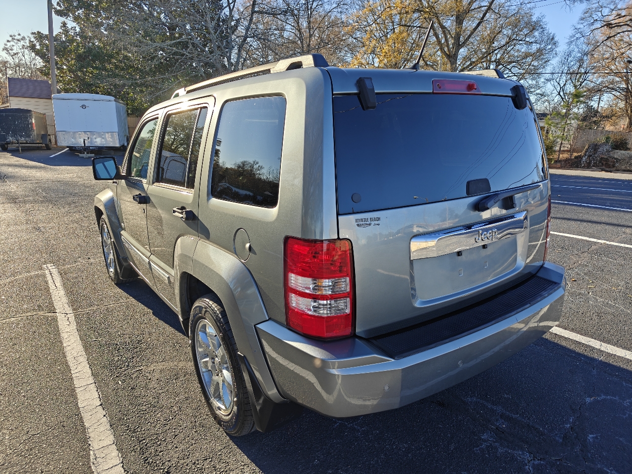 Jeep Liberty Sport 2WD 2012