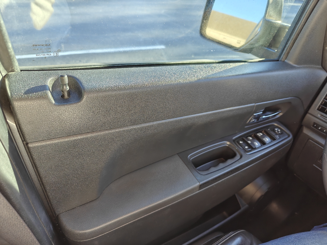 Jeep Liberty Sport 2WD 2012