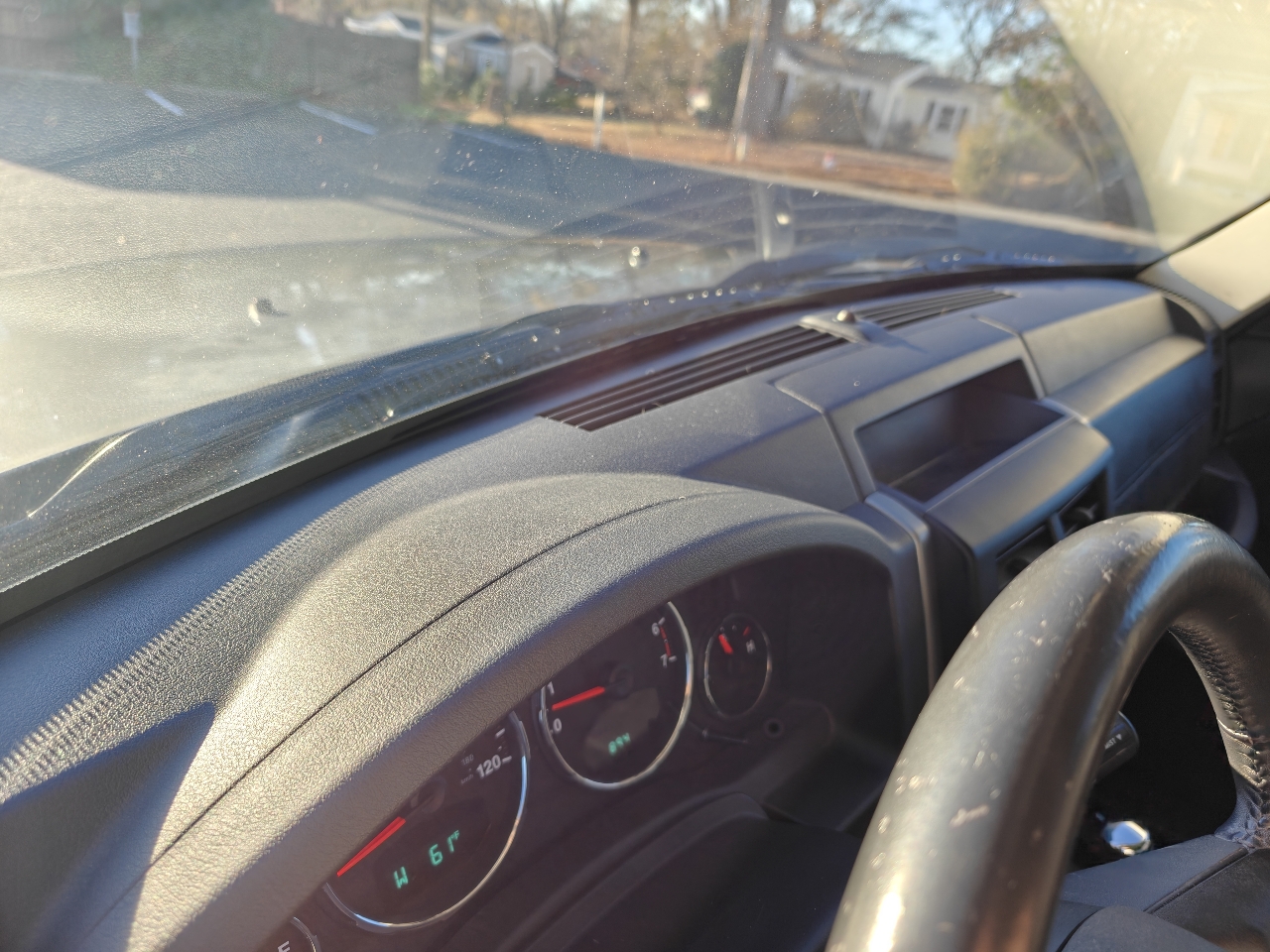 Jeep Liberty Sport 2WD 2012