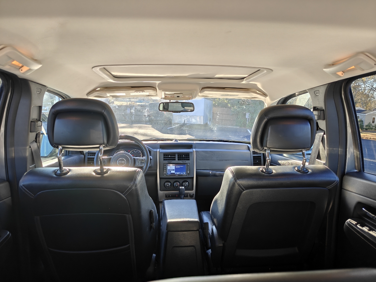 Jeep Liberty Sport 2WD 2012