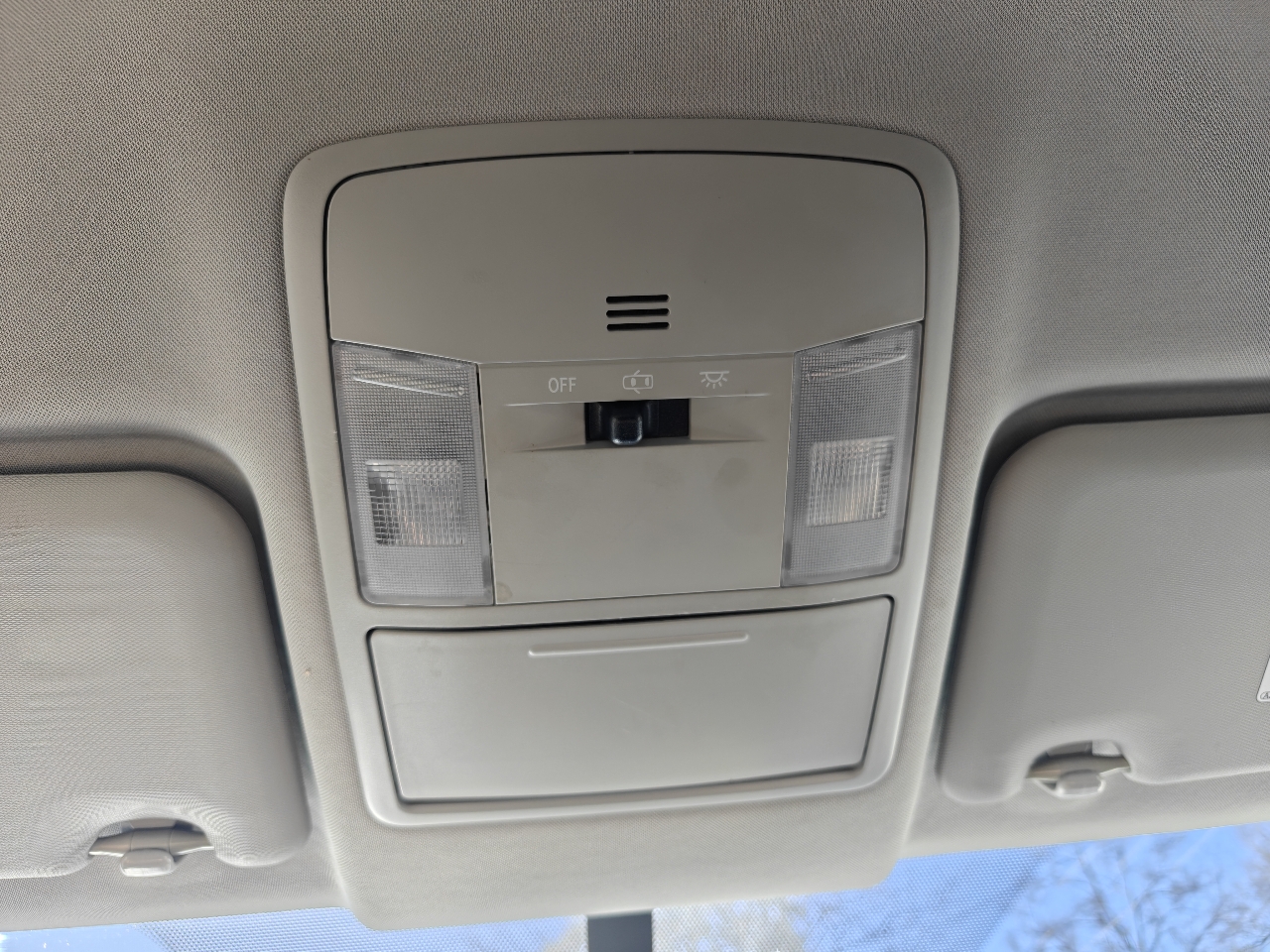 Toyota RAV4 LE FWD 2016