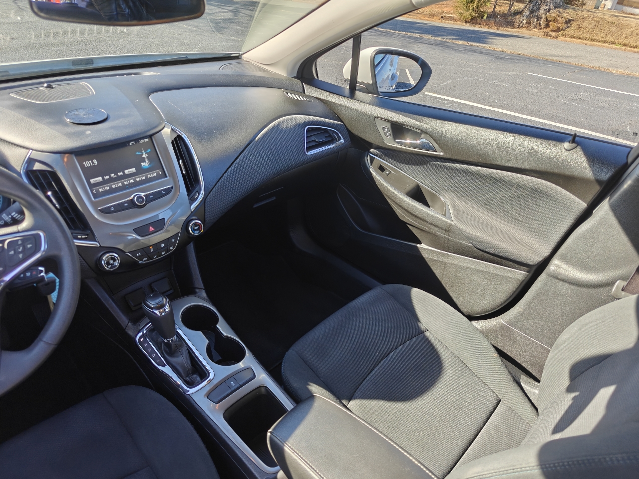 Chevrolet Cruze LT Auto 2017