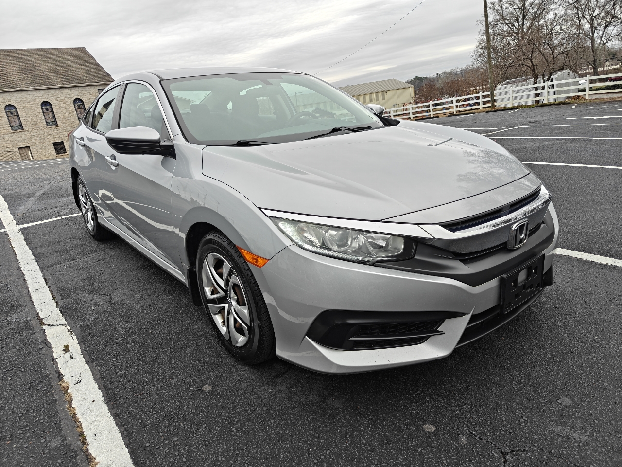 Honda Civic 4dr Sdn LX Auto 2017