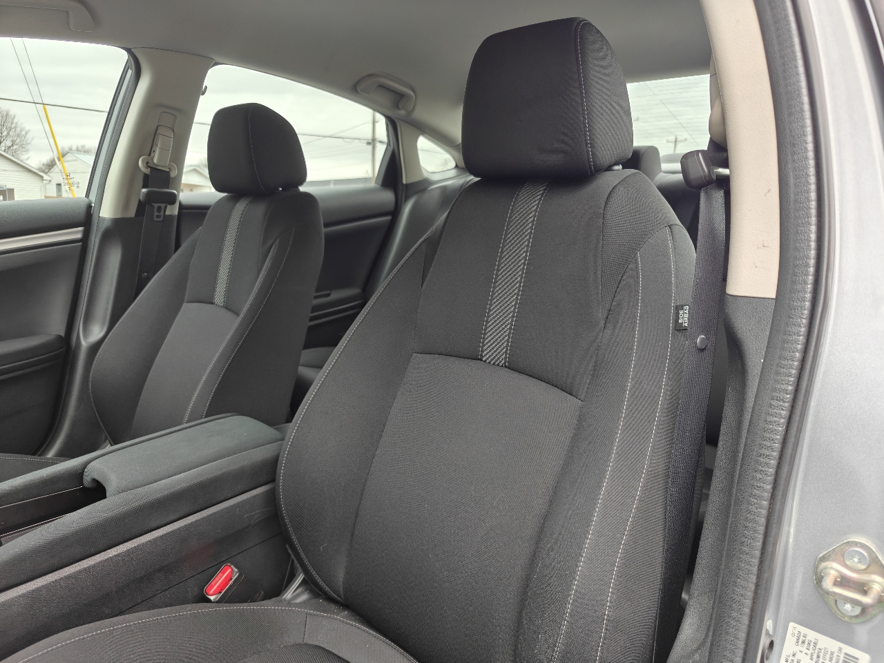 Honda Civic 4dr Sdn LX Auto 2017